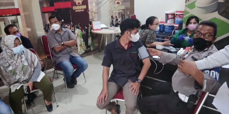 Polsek Medan Timur Laksanakan Vaksinasi Booster Dosis Tiga