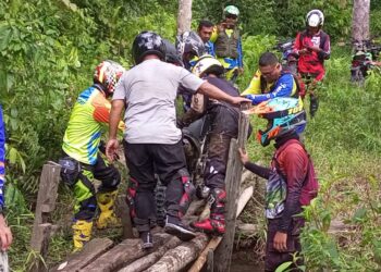 Bersama NTAC Kapolres Natuna Jelajah Hutan Natuna, Ternyata Tujuannya Ini?