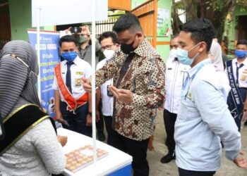 Wali Kota Medan, Apresiasi Gerakan Menabung Sampah di Bank Sampah Sekolah