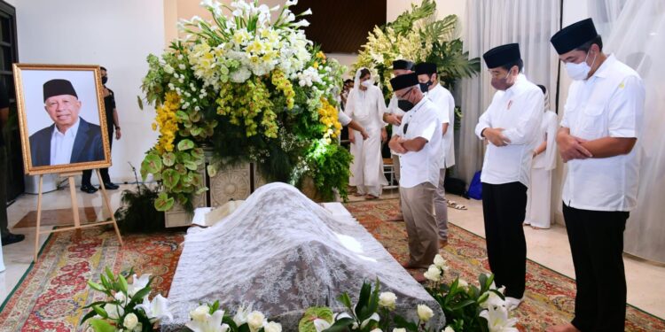 Presiden Hadiri Pemakaman Arifin Panigoro