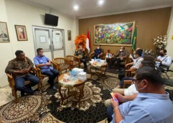 Bupati Bersama Ketua DPRD Lingga Tawarkan Peluang Investasi, Temui KADIN Batam