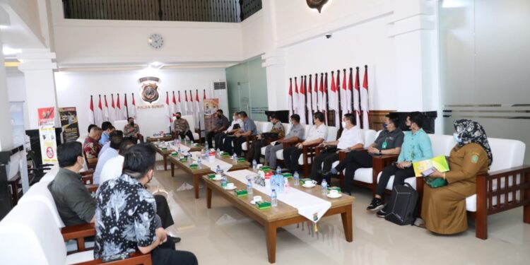 Undang Produsen se Sumut, Kapoldasu Pastikan Kebutuhan Minyak Goreng Terpenuhi Bagi Masyarakat