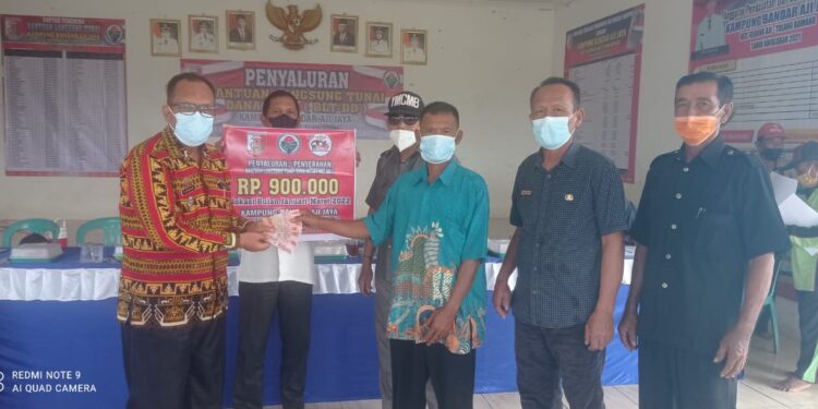 Kampung Bandar Aji Jaya Salurkan BLT DD Kepada 87 KPM