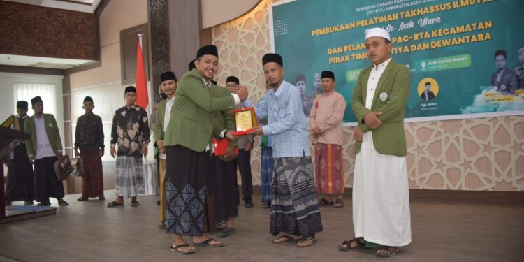Kadis Pendidikan Dayah Aceh Utara Buka Pelatihan Takhassus Ilmu Faraid