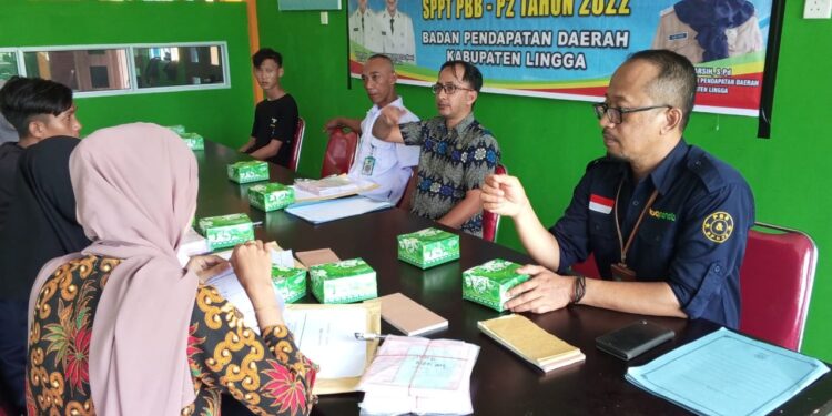 BAPENDA Lingga, Serahkan SPPT PBB-P2 Tahun 2022, di Kecamatan Posek