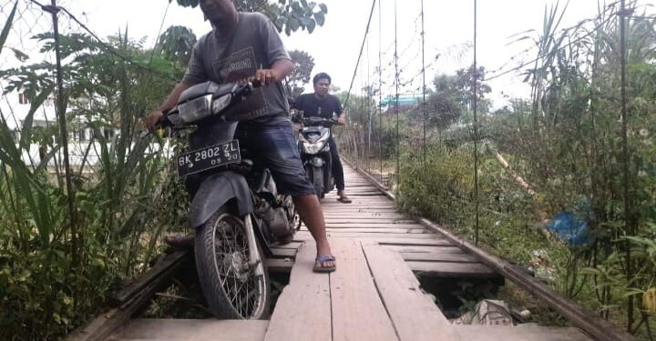 Jembatan gunung tua