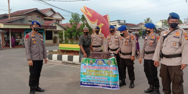 Takjil, berbagi, Satuan Polisi Air Polres Rokan Hilir