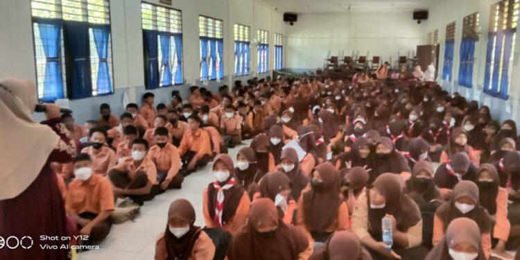 SMPN 1 Pulau Rakyat Gelar Pelantikan OSIS, Peringatan Hari Air Se-Dunia Dan Punggahan