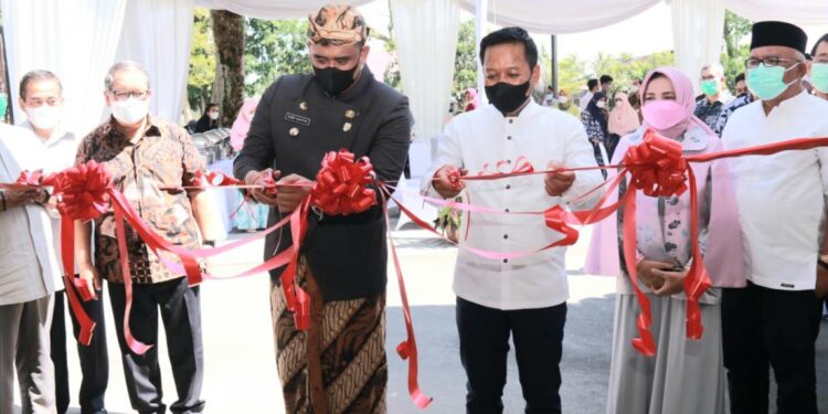 Bobby Nasution Resmikan Gedung Pascasarjana Fakultas Pertanian USU