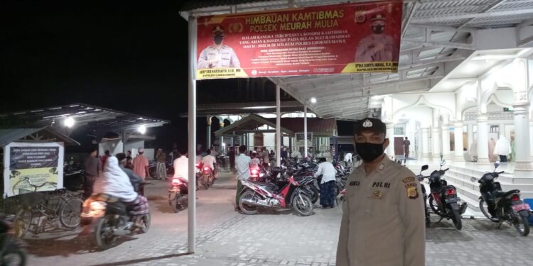 Pastikan Kenyamanan Jamaah, Polres Lhokseumawe dan Polsek Jajaran Lakukan Pengamanan Shalat Tarawih