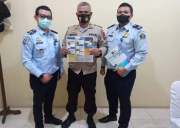 Imigrasi Dabo Singkep Sebarkan Informasi Keimigrasian Mobile Paspor