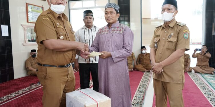 Bantuan, Masjid Tawakal