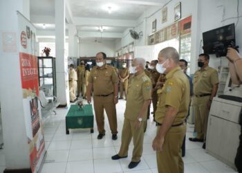 Bupati Asahan Hari Pertama Kerja Pasca Libur Hari Raya Sidak ke Sejumlah OPD
