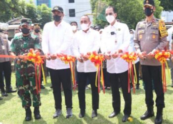 Bobby Nasution Dampingi Dirjen PSP Kementan dan Gubsu Tinjau Pasar Mitra Tani