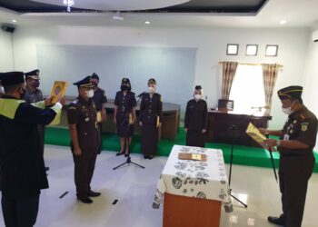 Maiman Limbong Kepala Seksi Intelijen Kejari Natuna