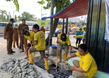 Edwin Sugesti Janji Kawal Pelaksanaan Normalisasi Drainase di Letda Sujono