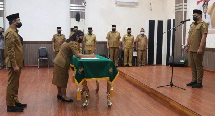 Walikota Medan Lantik 33 Pejabat Kesehatan, Ini Nama Pejabatnya
