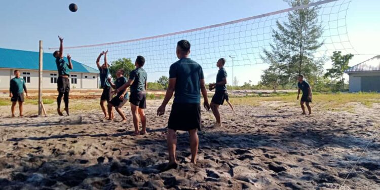Pelatih Marinir Todak Tanamkan Kegembiraan dan Semangat Pancasila