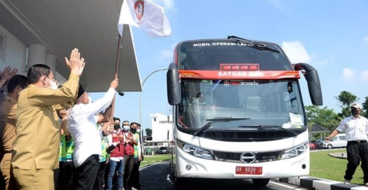 Gubernur Sumatera Utara Lepas Keberangkantan 3 BKB dan 1 Bus Tambahan, Untuk Pelayanan Kesehatan Masyarakat
