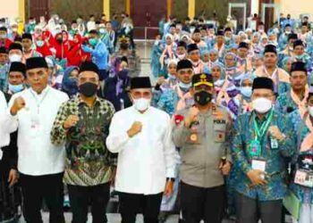 Kapolda Sumut Hadiri Pemberangkatan Calon Jemaah Haji Kloter I