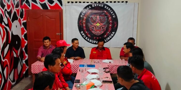 Kantor Seketariat Pemuda Batak Bersatu (PBB) DPC Lingga Diresmikan