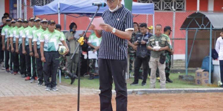 Danrem 022/PT Buka Turnamen Sepak Bola Liga Santri Piala KSAD Cup 2022