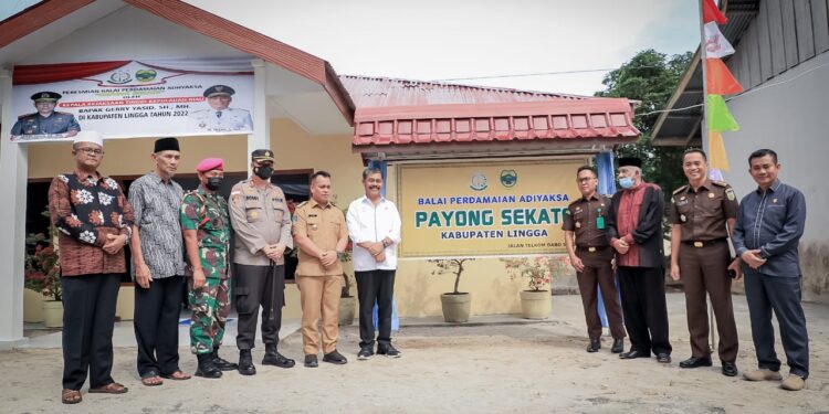 Kunker di Kabupaten Lingga, Kajati Kepri Resmikan Balai Restorative Justice