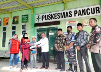 PMI Lingga Gelar Sunatan Masal di Puskesmas Pancur