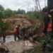 Danlanal Dabo Singkep Tinjau Langsung Jalan Putus Akibat Cuaca Ekstrim Di Todak