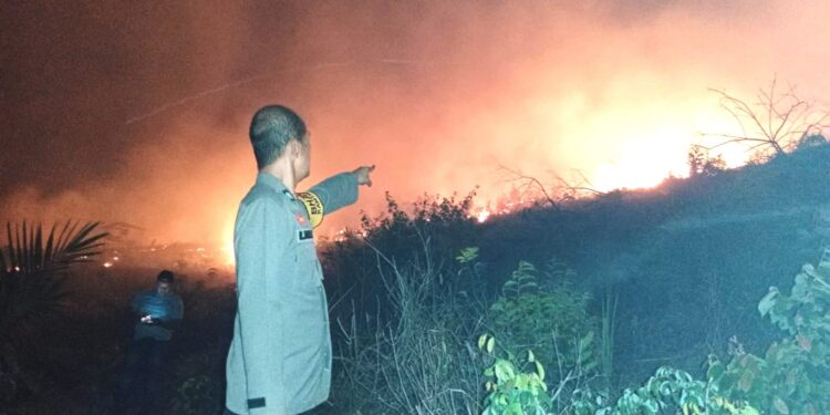 Terdeteksi Lancang Kuning, Jajaran Polres Palas Ground Chek Titik Api di Gunung Manobot