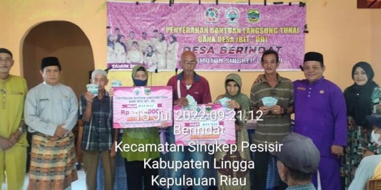 Pemerintah Desa Berindat Salurkan BLT DD Bulan Juli Tahun 2022