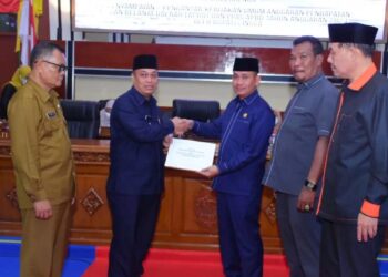 Gelar Paripuruna, DPRD Lingga Sampaikan Kebijakan Anggaran APBD dan PPAS 2023