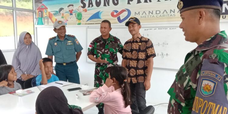POSAL Sabang Mawang Peduli Pendidikan Masyarakat Terluar