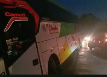 Bus Rombongan Jamaah Haji Labura Tabrakan Dengan Mobil Pikap Di Jalinsum Asahan