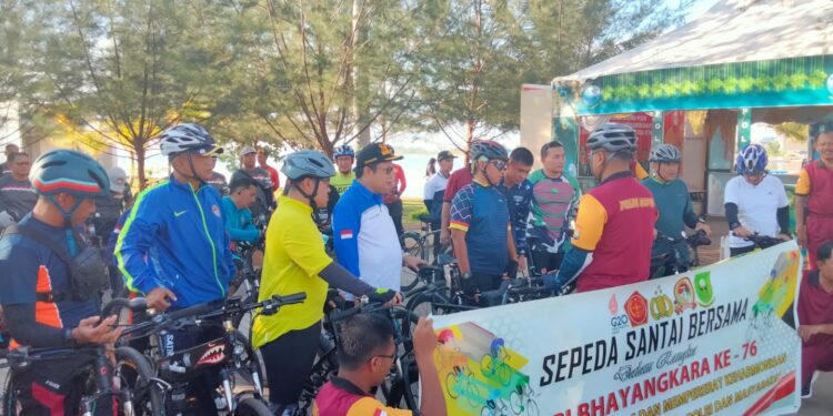Ketua DPRD Natuna Lepas Sepeda Santai