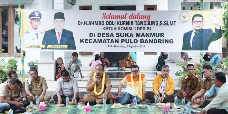 Wakil Bupati Asahan Dampingi Ketua Komisi II DPR RI silaturrahmi dengan Masyarakat Desa Suka Makmur