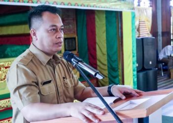 Bupati Lingga Menutup Secara Resmi Kegiatan Pelatihan Keterampilan Menenun