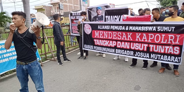 Mahasiswa Dan Masyarakat