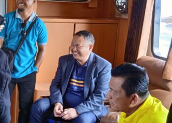 Ketua DPD PAN Lingga Dampingi Gubernur Kepri ke Desa Mentuda
