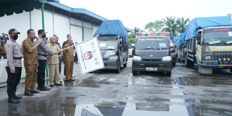 Bupati Asahan Lepas Logistik Pilkades Serentak Bergelombang Tahun 2022