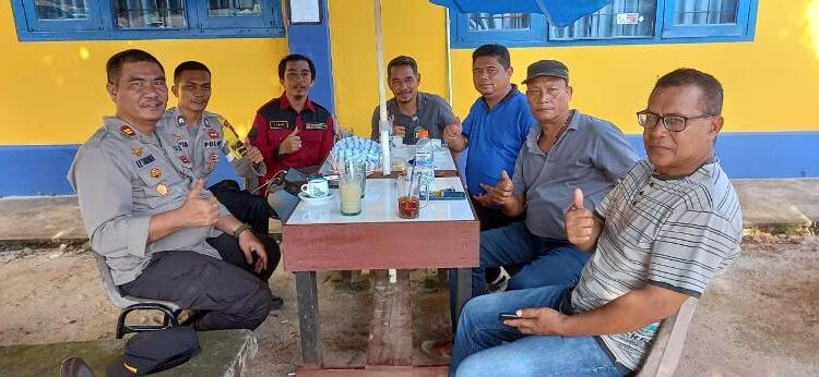 Kapolsek Dabo Singkep Ngopi Bareng Jurnalis
