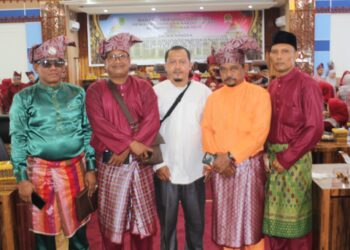 Hari Jadi Rohil ke-23 Tahun 2022, IKROHIL Hadiri Paripurna Istimewa DPRD