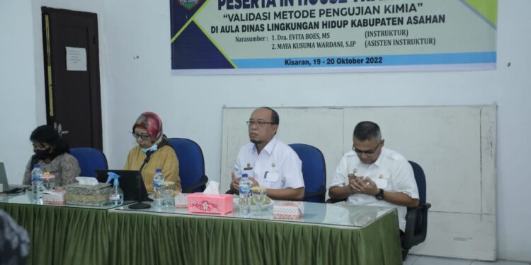 Sekdakab Asahan Buka In House Training Validasi Metode Pengujian Kimia DLH Asahan