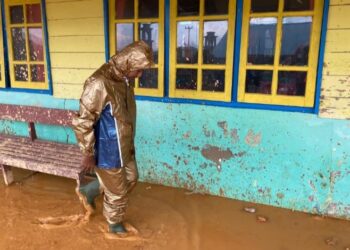 Blusukan ke Sekolah, Wabup Lingga Dapati Proyek Penimbunan Jadi Kubangan
