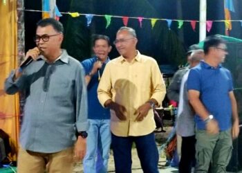 Wan Arismunandar Hadiri Malam Penutupan Turnamen Bola Voli di Desa Batu Gajah