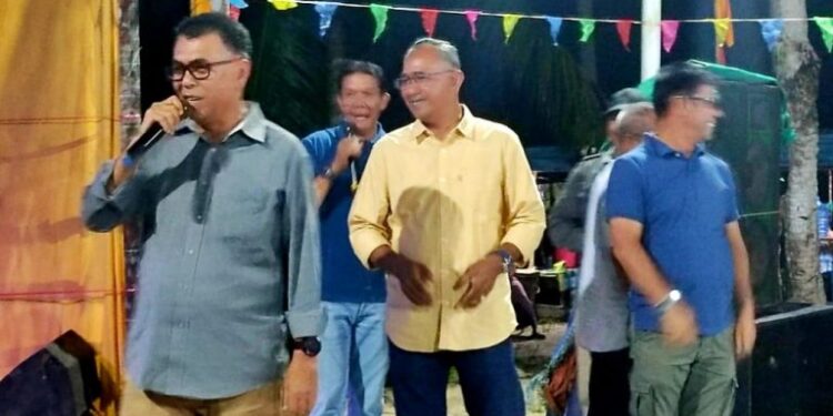 Wan Arismunandar Hadiri Malam Penutupan Turnamen Bola Voli di Desa Batu Gajah