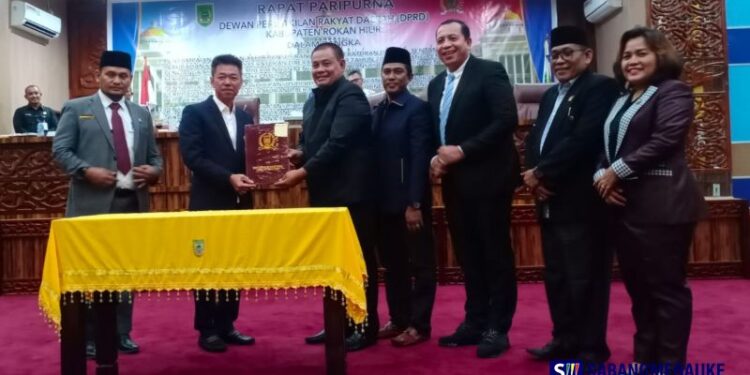 DPRD Rohil Gelar Rapat Paripurna Ranperda Pilpeg Jadi Perda