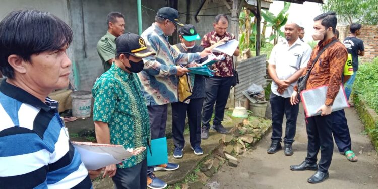 Hakim PTUN Medan Gelar Sidang Pemeriksaan Lapangan Atas Objek Lahan di Dusun VI Desa Manis