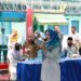 Bawa Batik Ecoprint dan Tas Purun Istri, Bupati Lingga Kunjungi Napi di Lapas Dabo