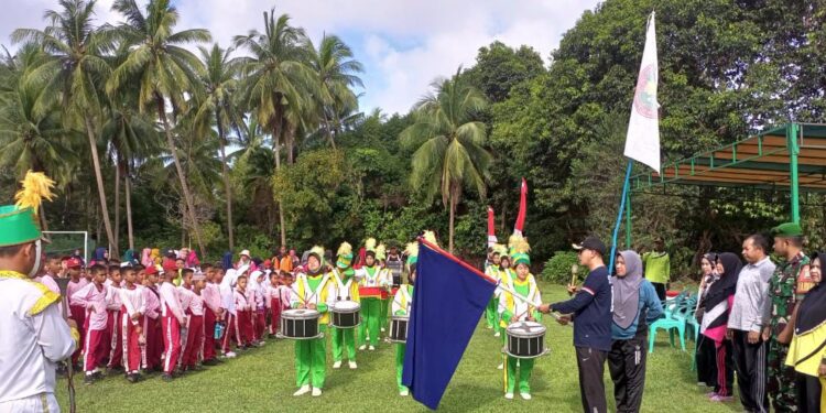 HUT HGN dan PGRI ke- 77, PGRI Subi Gelar Jalan Santai